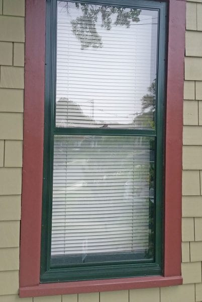 quanta panel double track storm window