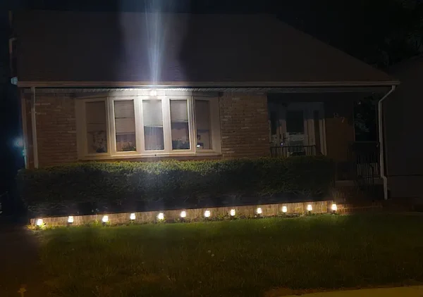 walkway -pathway lighting