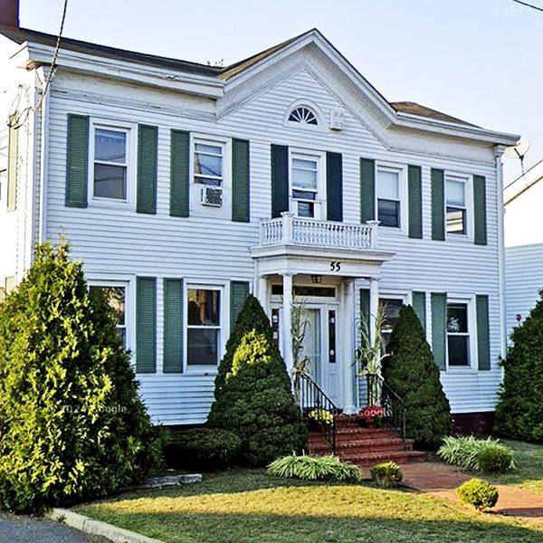 roof balustrade over entrance