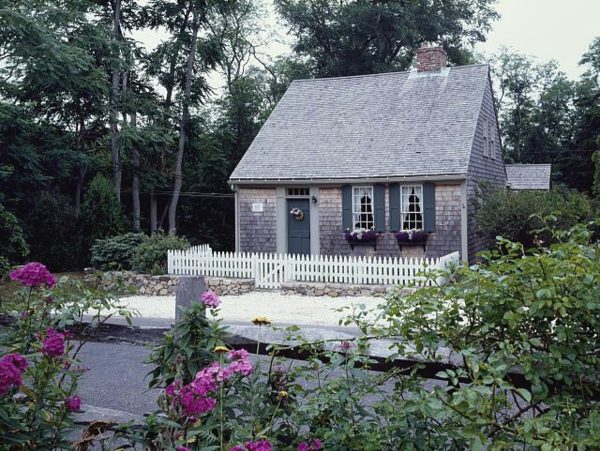 cape cod house history